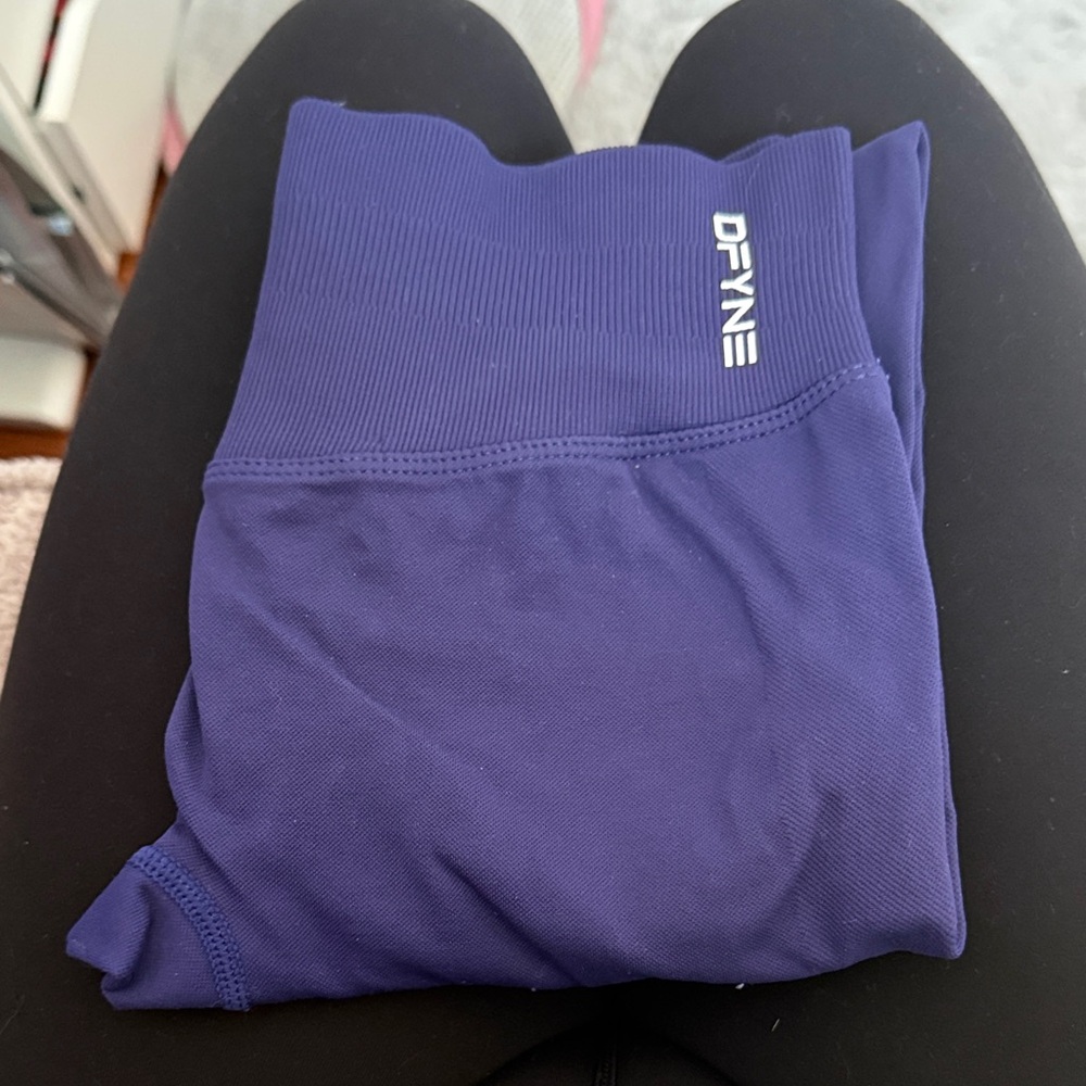 DFYNE Purple High-Waist Leggings